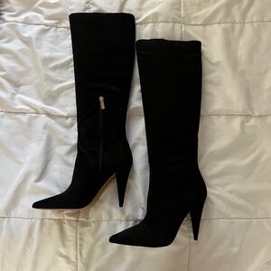 Elegant Black Knee-High Women's Boots